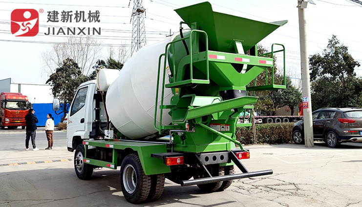 3方混凝土搅拌车